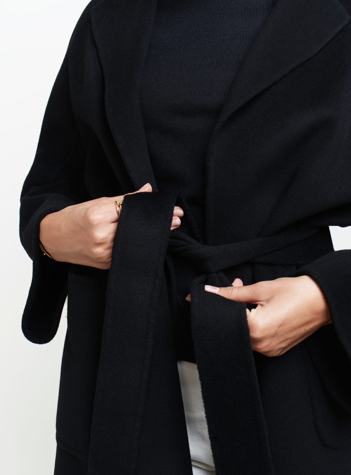 cashmere-blend-luxurious-soft-belted-coat-Silk & tonic