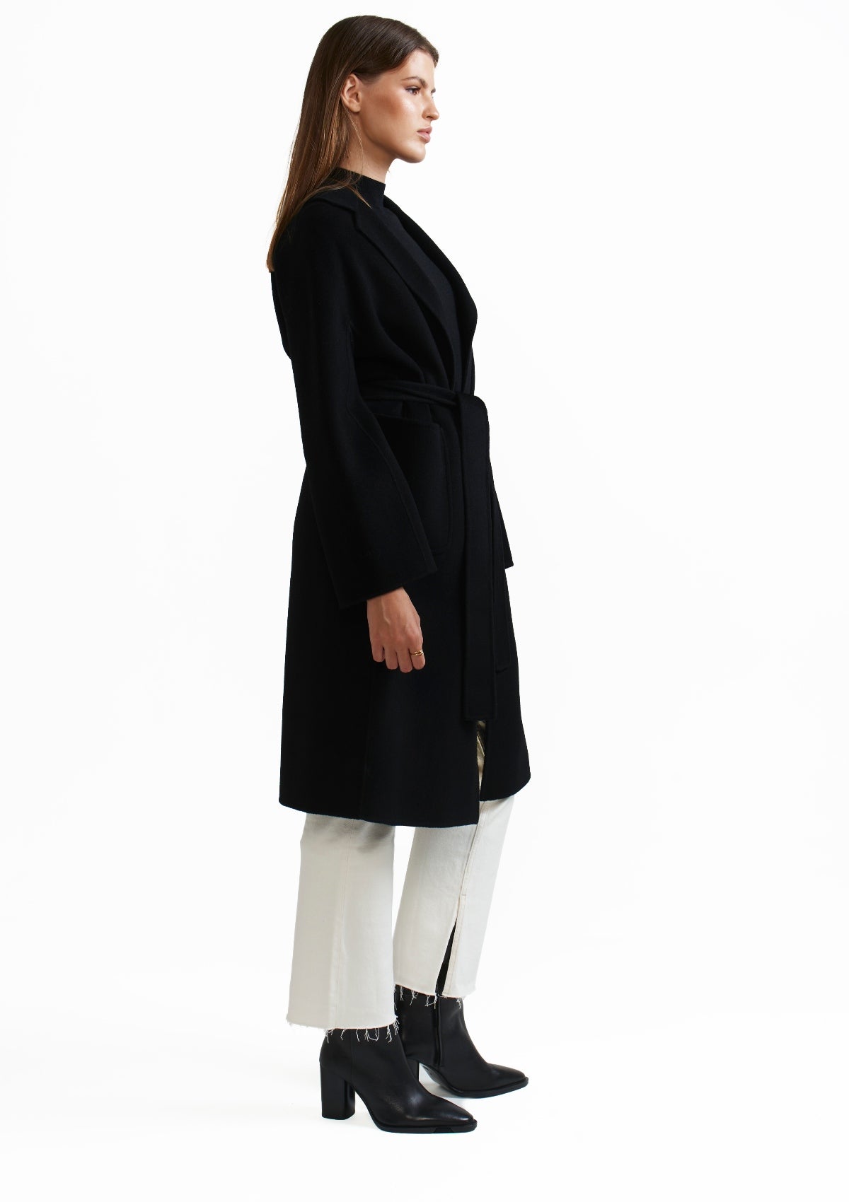 soft-cashmere-wool-blend-black-wrap-coat-Silk & tonic